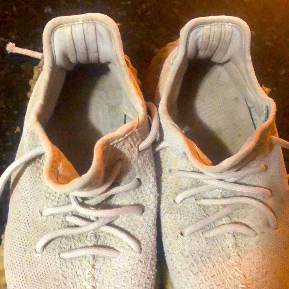 Youth Adidas Yeezy Boost 350 - Picture 11 of 11